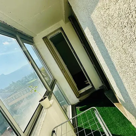 Rum i privatbostad Privee Avec Balcon Et Belle Vue A Private With Balcony